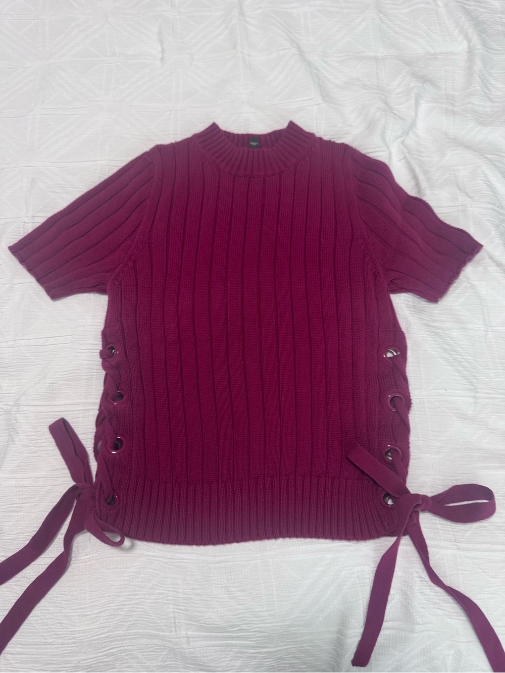 Express, Ribbed Short-Sleeve Sweater with Side Lace-Up Ties - Burgundy